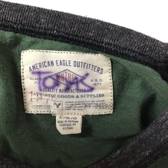 American Eagle Men's Distressed Long Sleeve T-shirt - Picture 7 of 8